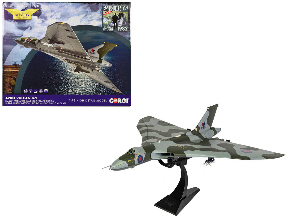 Avro Vulcan B2 Bomber Aircraft "XM597 'Black Buck 6 Shrike Missile Mission Rio de Janeiro Divert Aircraft Falklands War" (1982) British Royal Air Force "The Aviation Archive" Series 1/72 Diecast Model by Corgi-0