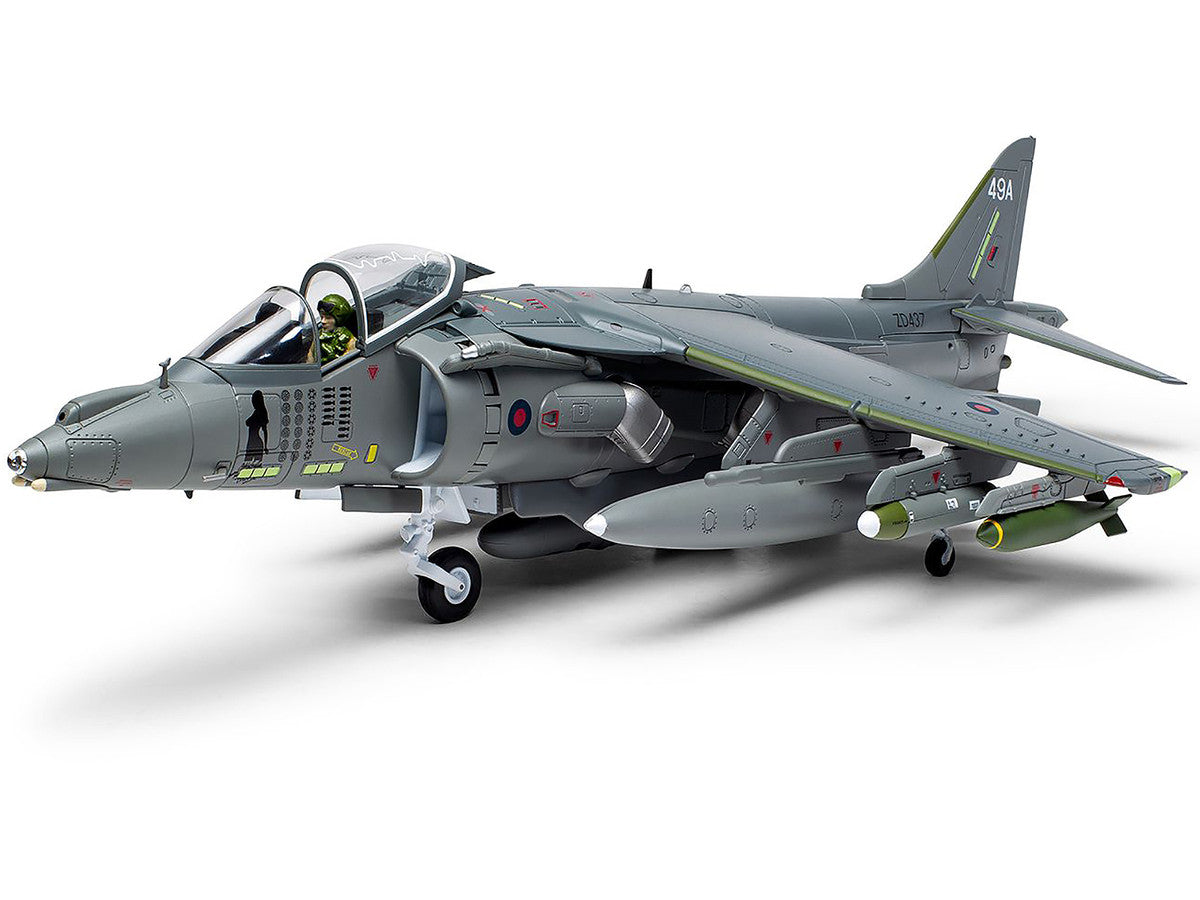 British Aerospace Harrier GR7A Aircraft "Michelle RAF No.1 Squadron Operation Herrick RAF Kandahar Afghanistan" (2007) Royal Air Force "The Aviation Archive" Series 1/48 Diecast Model by Corgi-2