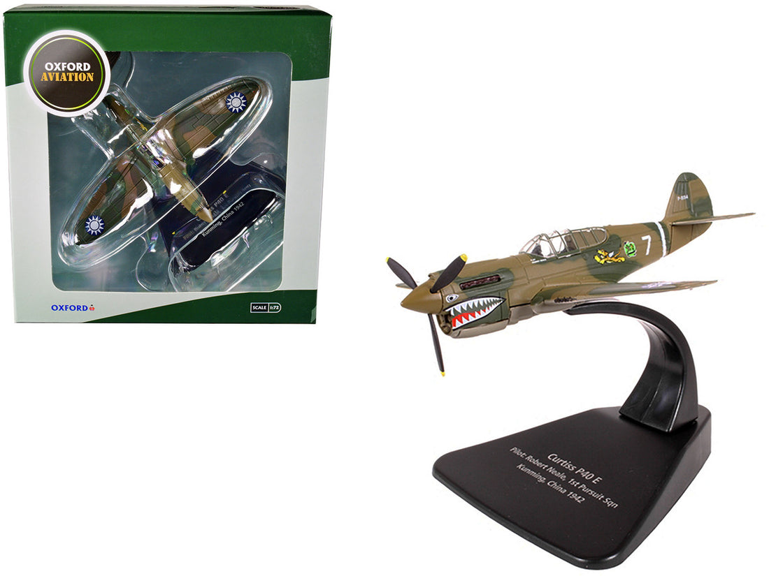 Curtiss P40 E Warhawk Fighter Plane Pilot: Robert Neale 1st Pursuit Squadron Kunming China (1944) "Oxford Aviation" Series 1/72 Diecast Model Airplane by Oxford Diecast-0