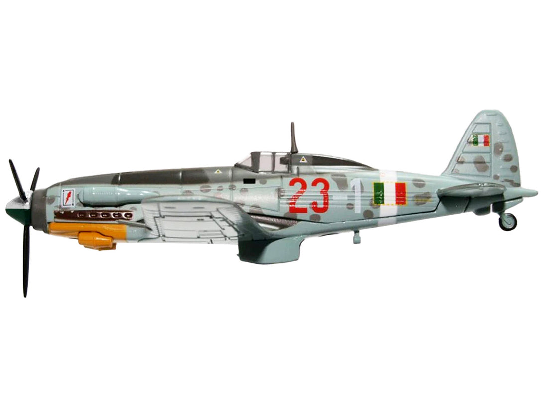 Macchi Veltro C.205 Fighter Aircraft Italy "L. Gorrini 1 Squadriglia 1 Gruppo Caccia" (February 1944) "Oxford Aviation" Series 1/72 Diecast Model Airplane by Oxford Diecast-1