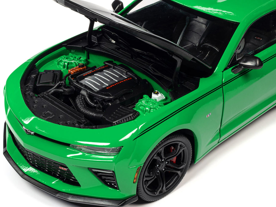 2017 Chevrolet Nickey Camaro SS 1LE Krypton Green with Matt Black Hood and Black Stripes 1/18 Diecast Model Car by Auto World-2