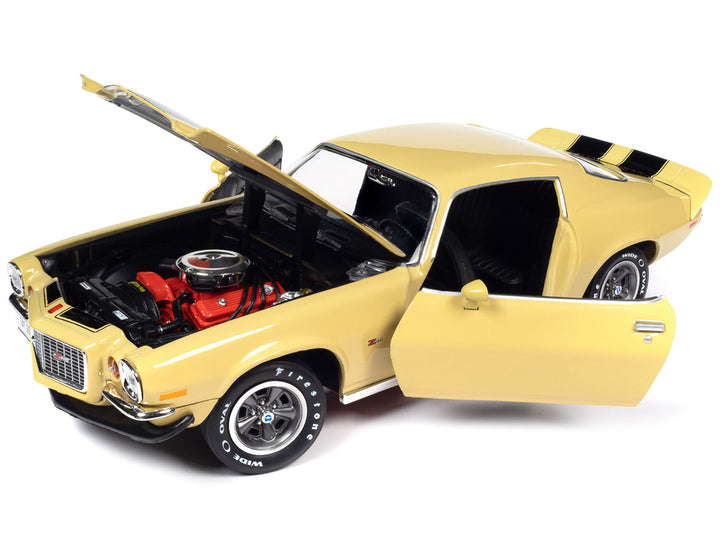 1972 Chevrolet Camaro RS Z28 Cream Yellow with Black Stripes "American Muscle" Series 1/18 Diecast Model Car by Auto World-1