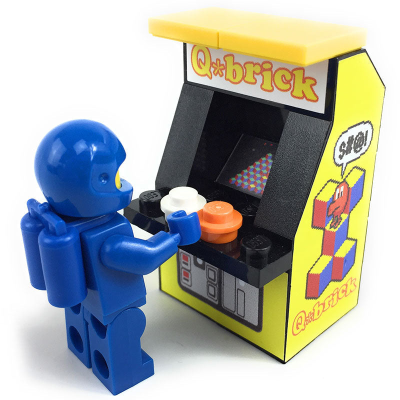 Q*Brick Arcade Machine made from LEGO parts 4