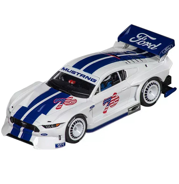 Carrera DIGITAL 132 Starter Set 1:32 Scale Slot Car Racing Set | 20030033 Another of the sets cars