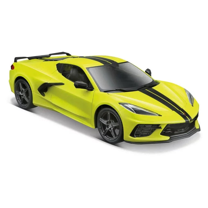 Chevy Corvette Stingray Z51 2020 SE 1:24 diecast by Maisto | 31527-00000045 Front and Side View