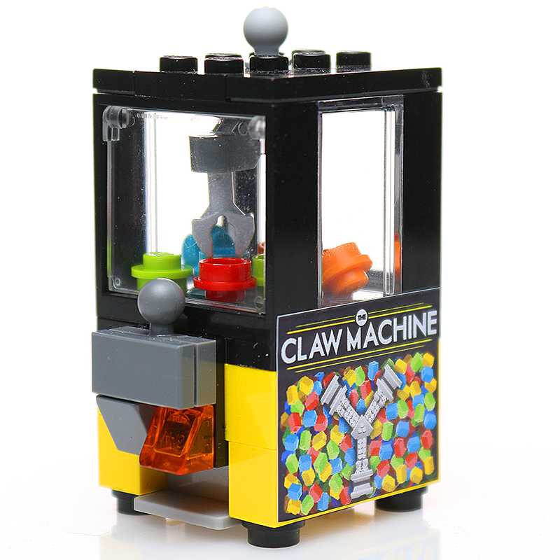 Minifig-Scale Arcade Claw Machine Building Set made from LEGO parts 2