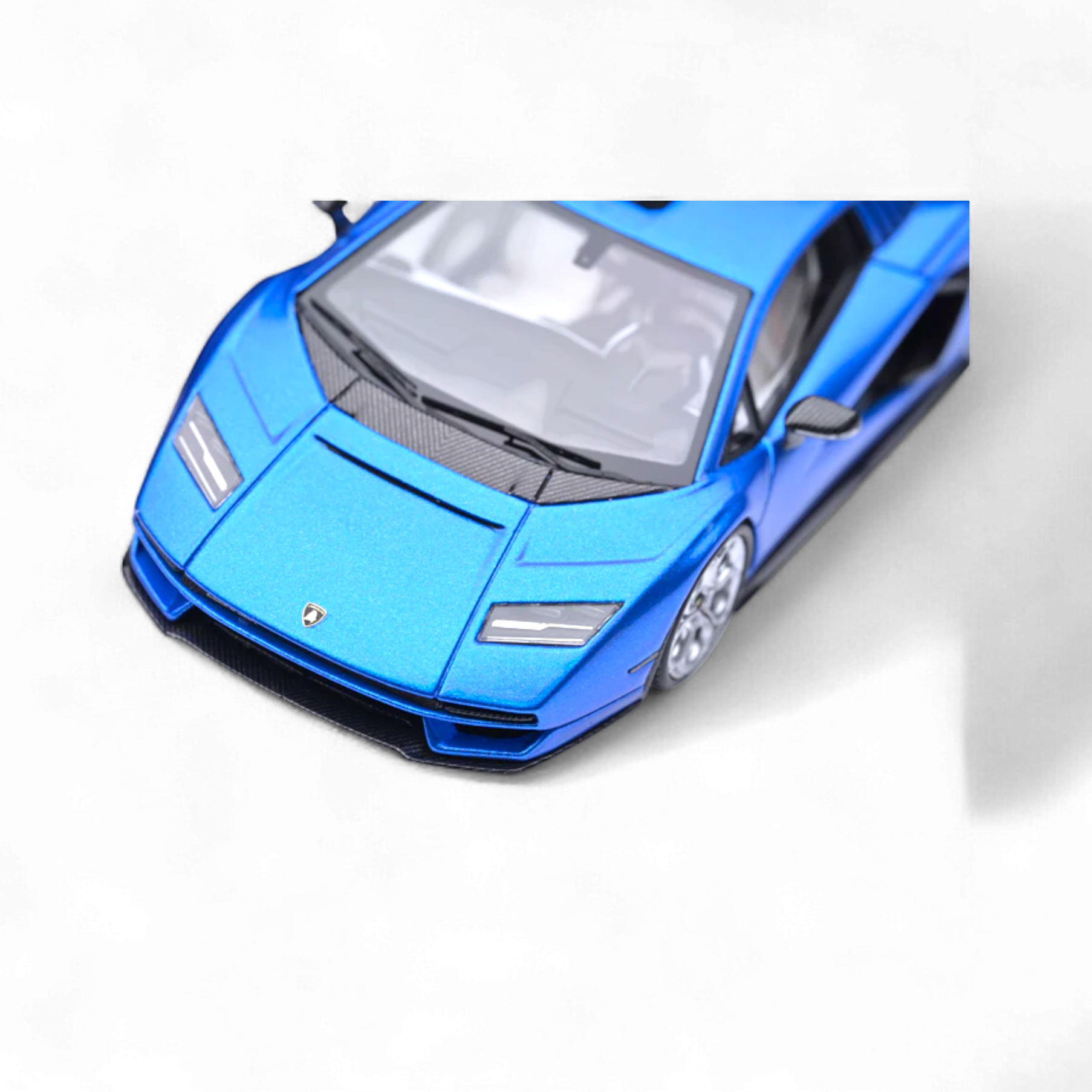NEO COUNTACH LPI 800-4 BLU TAHITI DARK BLUE 1:64 Resin by Fuelme Model 4