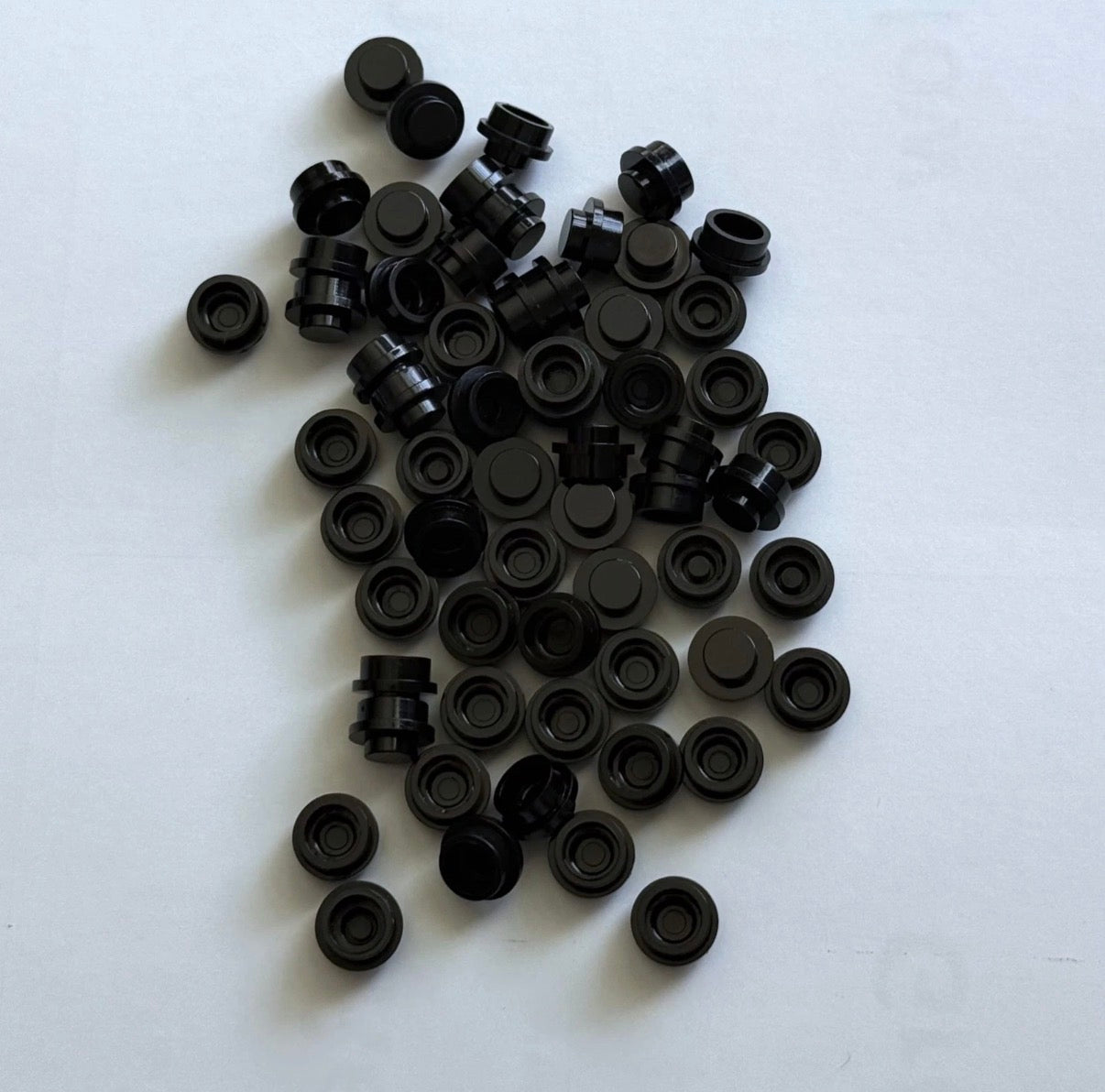 Black 4073 1x1 Round Plate Brick – Choose Quantity – LEGO® Compatible Bulk Lot 4