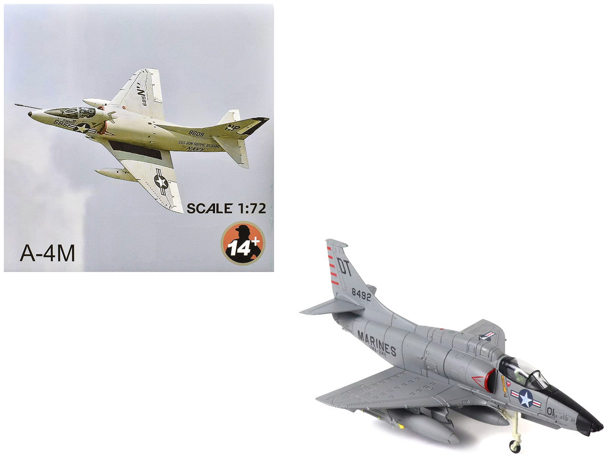 Douglas A-4D Skyhawk Aircraft "VMA-242 Bats NAS Key West 1962 Missile Crisis" United States Marine Corps 1/72 Diecast Model Airplane-0