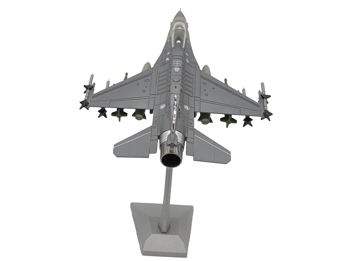 General Dynamics F-16D Fighting Falcon Fighter Aircraft "425th Fighter Squadron Best of Both Worlds Peace Carvin II 25th Anniversary Livery 56th Fighter Wing Luke AFB" (2018) United States Air Force 1/72 Diecast Model Airplane-4