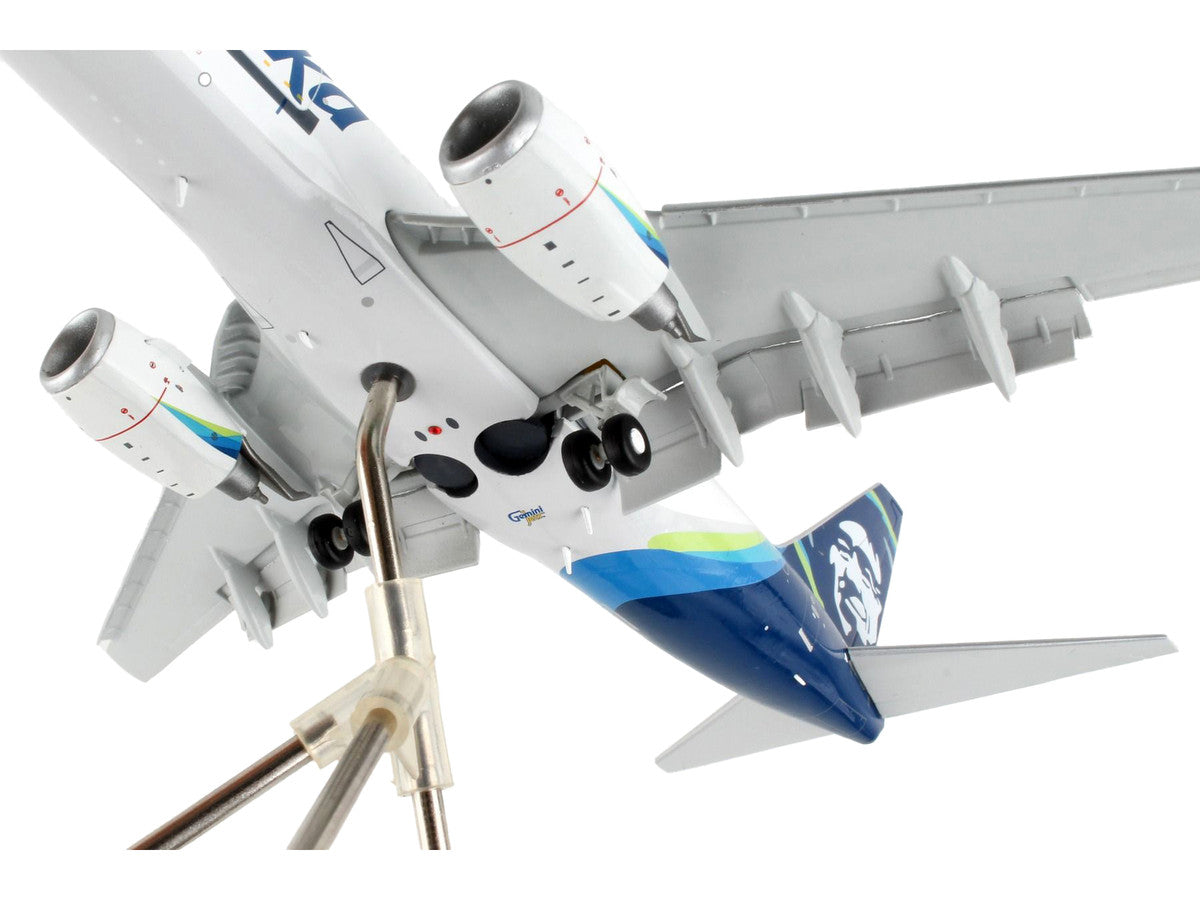 Boeing 737-700BDSF Commercial Aircraft with Flaps Down "Alaska Air Cargo" White with Blue Tail "Gemini 200" Series 1/200 Diecast Model Airplane by GeminiJets-2