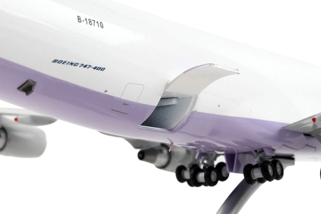 Boeing 747-400F Commercial Aircraft "China Airlines Cargo" White with Purple Tail "Gemini 200 - Interactive" Series 1/200 Diecast Model Airplane by GeminiJets-2