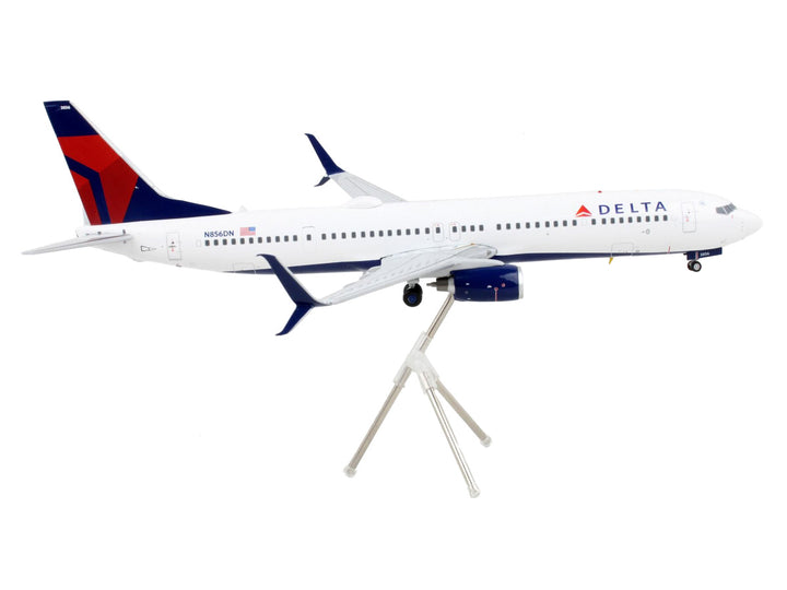 Boeing 737-900ER Commercial Aircraft "Delta Air Lines" White with Blue and Red Tail "Gemini 200" Series 1/200 Diecast Model Airplane by GeminiJets-1