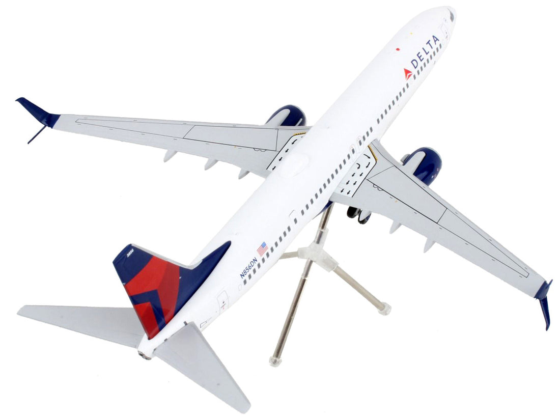 Boeing 737-900ER Commercial Aircraft "Delta Air Lines" White with Blue and Red Tail "Gemini 200" Series 1/200 Diecast Model Airplane by GeminiJets-3