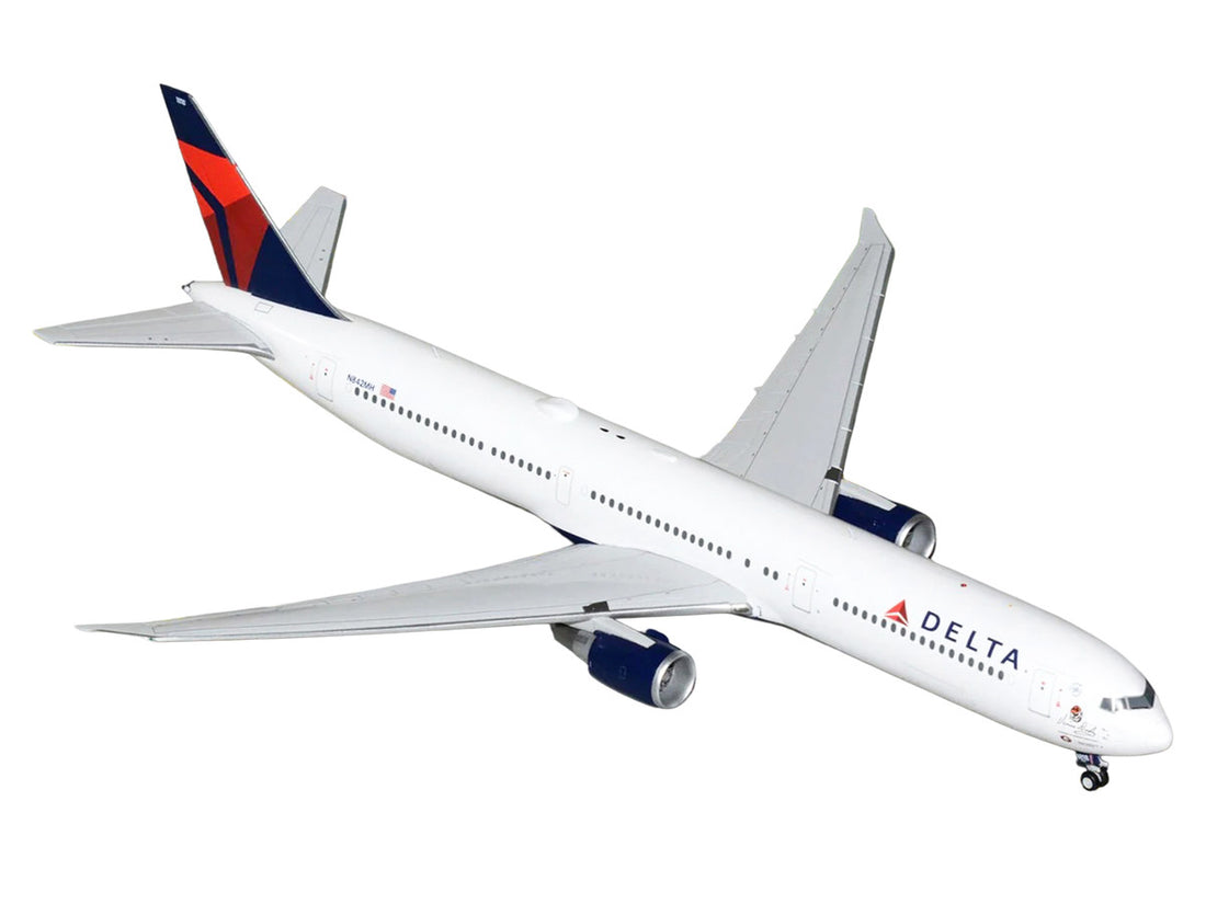 Delta Air Lines Boeing 767-400ER N482MH 1:200 GeminiJets model side view