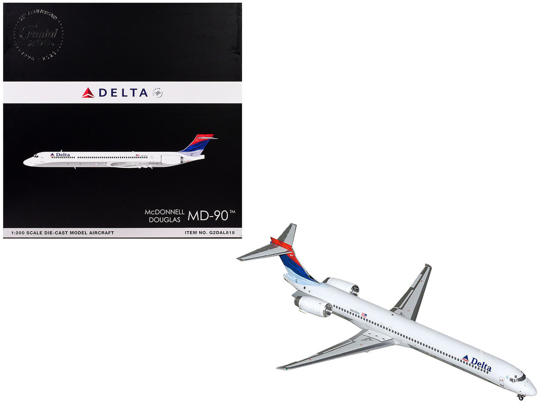 McDonnell Douglas MD-90 Commercial Aircraft "Delta Air Lines" (N910DN) White with Blue and Red Tail "Gemini 200" Series 1/200 Diecast Model Airplane by GeminiJets-2