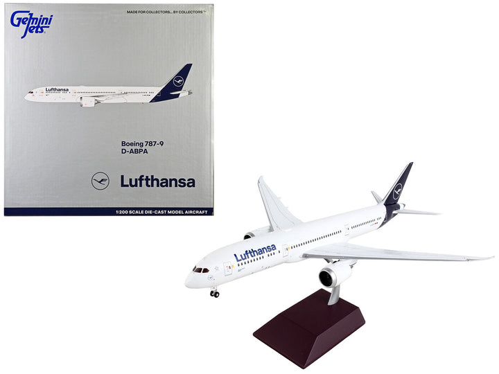 Boeing 787-9 Commercial Aircraft "Lufthansa" White with Blue Tail "Gemini 200" Series 1/200 Diecast Model Airplane by GeminiJets-0