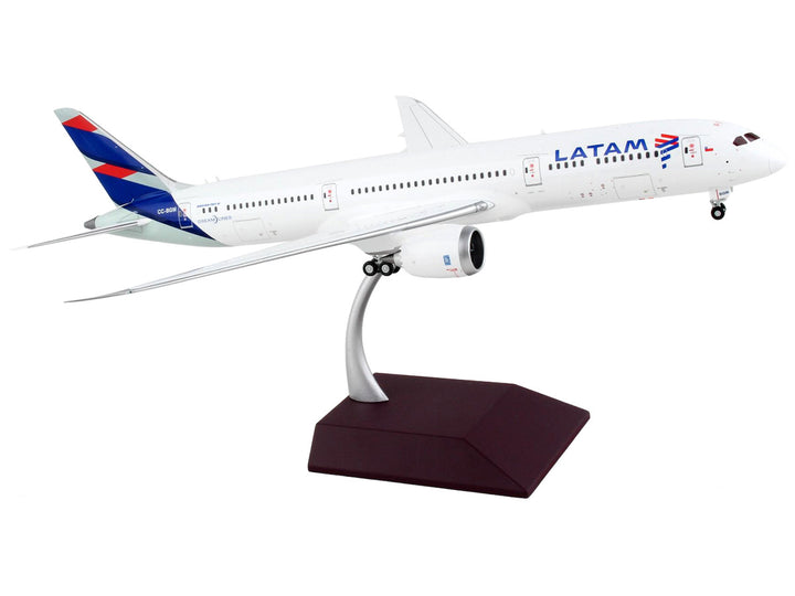 Boeing 787-9 Commercial Aircraft "LATAM Airlines" White with Blue Tail "Gemini 200" Series 1/200 Diecast Model Airplane by GeminiJets-1