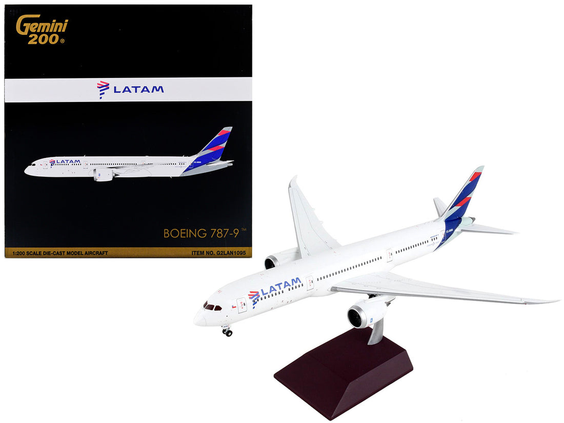 Boeing 787-9 Commercial Aircraft "LATAM Airlines" White with Blue Tail "Gemini 200" Series 1/200 Diecast Model Airplane by GeminiJets-0