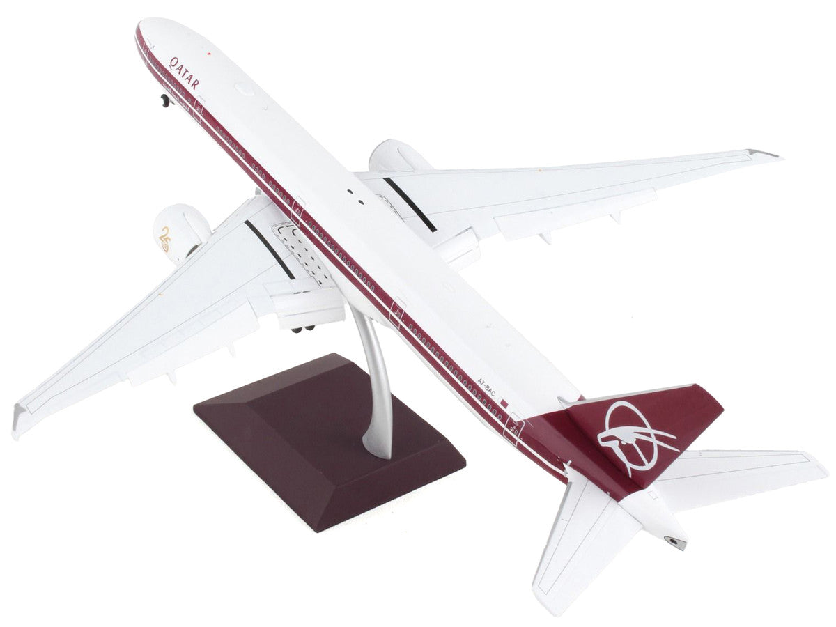 Boeing 777-300ER Commercial Aircraft with Flaps Down "Qatar Airways" White with Dark Red Stripes "Gemini 200" Series 1/200 Diecast Model Airplane by GeminiJets-3