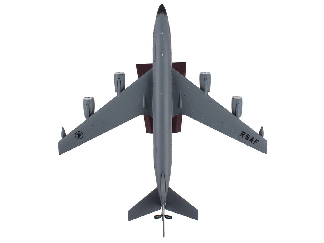 Boeing KC-135R Stratotanker Tanker Aircraft "Republic of Singapore Air Force" Gray "Gemini 200" Series 1/200 Diecast Model Airplane by GeminiJets-3