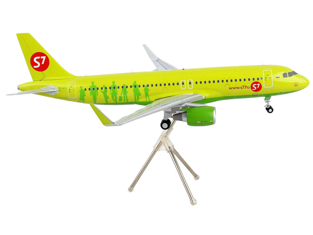 Airbus A320 Commercial Aircraft "S7 Airlines" Lime Green "Gemini 200" Series 1/200 Diecast Model Airplane by GeminiJets-1