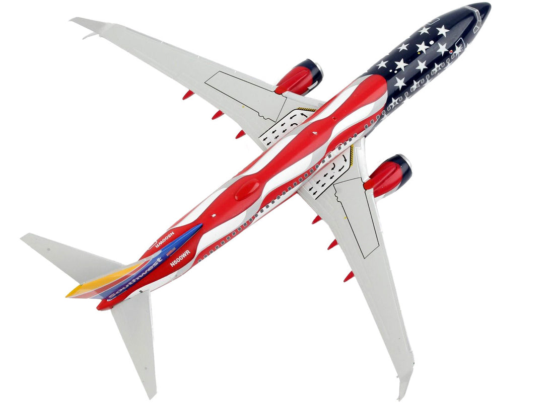 Boeing 737-800 Commercial Aircraft "Southwest Airlines - Freedom One" American Flag Livery "Gemini 200" Series 1/200 Diecast Model Airplane by GeminiJets-3