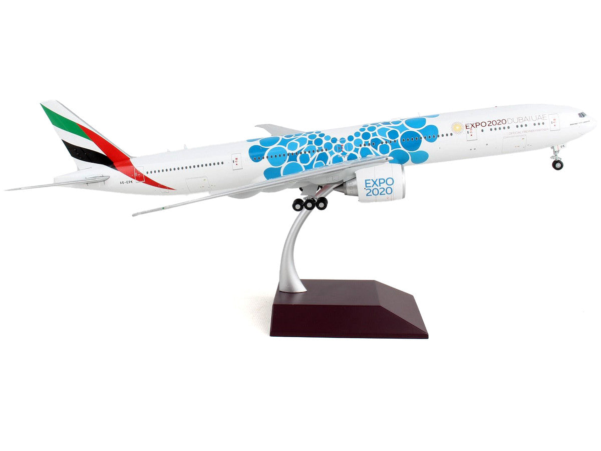 Boeing 777-300ER Commercial Aircraft "Emirates Airlines - Dubai Expo 2020" White with Blue Graphics "Gemini 200" Series 1/200 Diecast Model Airplane by GeminiJets-1