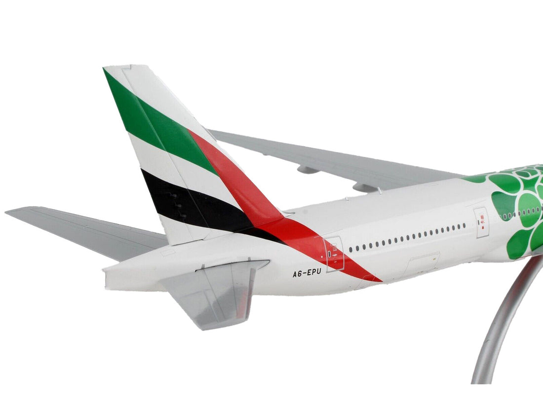 Boeing 777-300ER Commercial Aircraft "Emirates Airlines - Dubai Expo 2020" White with Green Graphics "Gemini 200" Series 1/200 Diecast Model Airplane by GeminiJets-3