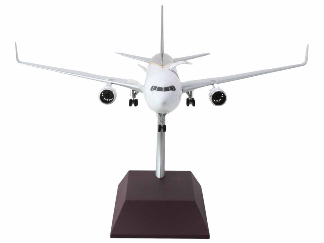 Boeing 767-300F Commercial Aircraft "UPS Worldwide Services" (N323UP) White with Brown Tail "Gemini 200 - Interactive Series" 1/200 Diecast Model Airplane by GeminiJets-3