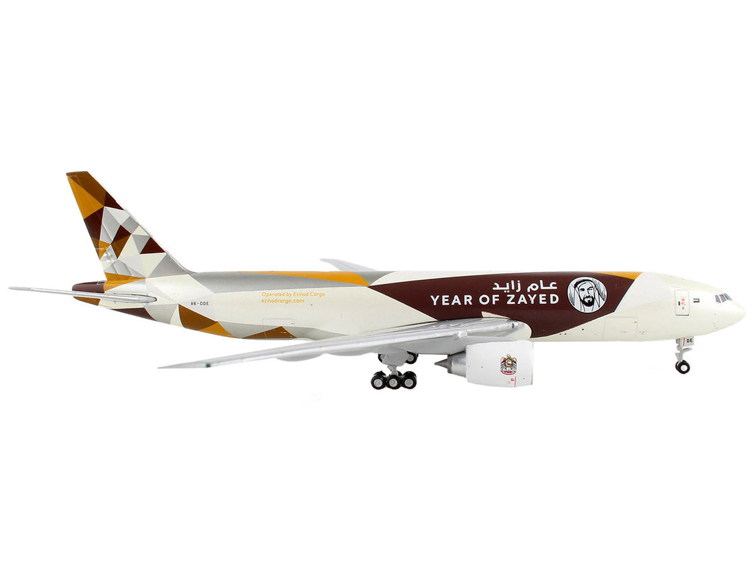 Boeing 777F Commercial Aircraft "Etihad Cargo - Year of Zayed" White with Graphics 1/400 Diecast Model Airplane by GeminiJets-1