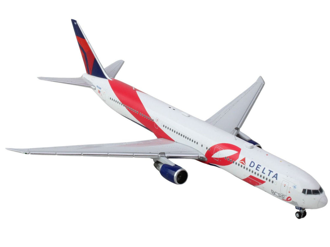 Boeing 767-400ER Commercial Aircraft "Delta Air Lines - Breast Cancer Research Foundation" (N845MH) White with Ribbon Graphics and Red and Blue Tail 1/400 Diecast Model Airplane by GeminiJets-1