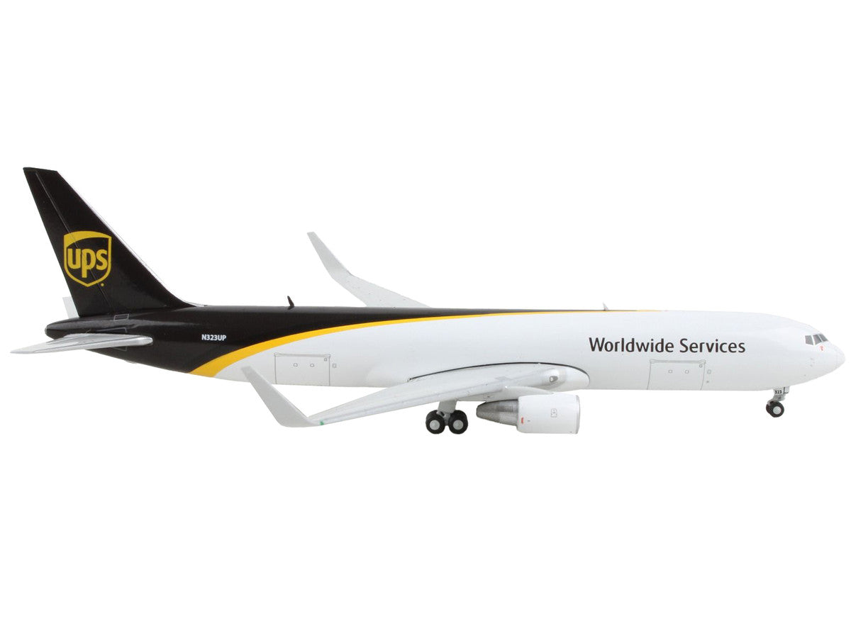 Boeing 767-300F Commercial Aircraft "UPS Worldwide Services" White with Dark Brown Tail 1/400 Diecast Model Airplane by GeminiJets-1