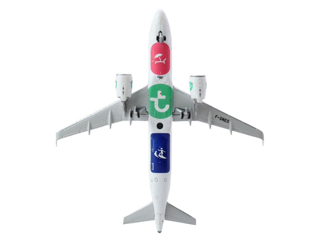 Airbus A320neo Commercial Aircraft "Transavia Airlines" (F-GNEO) White with Green Tail 1/400 Diecast Model Airplane by GeminiJets-2