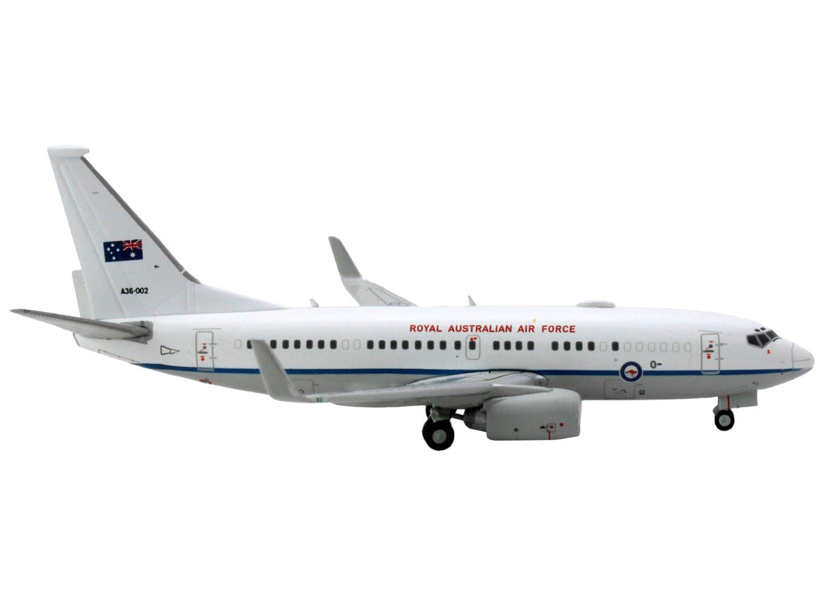 Boeing 737-700 Aircraft "Royal Australian Air Force" (A36-002) White with Blue Stripes "Gemini Macs" Series 1/400 Diecast Model Airplane by GeminiJets-1