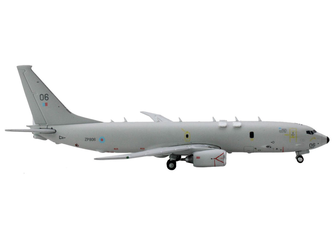 Boeing P-8 Poseidon Patrol Aircraft "British Royal Air Force" (ZP806) Gray "Gemini Macs" Series 1/400 Diecast Model Airplane by GeminiJets-1