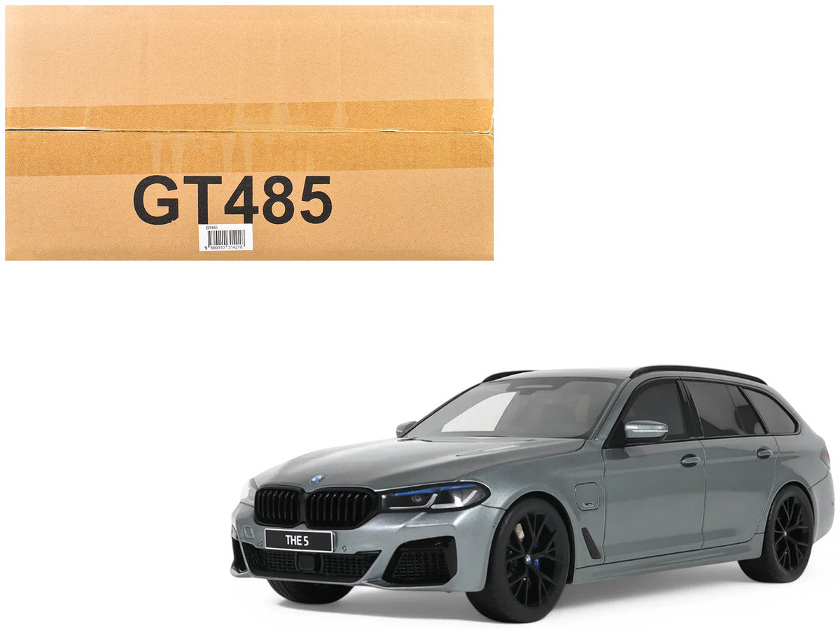 2023 BMW 530E XDrive M Silver Metallic 1/18 Model Car by GT Spirit-4