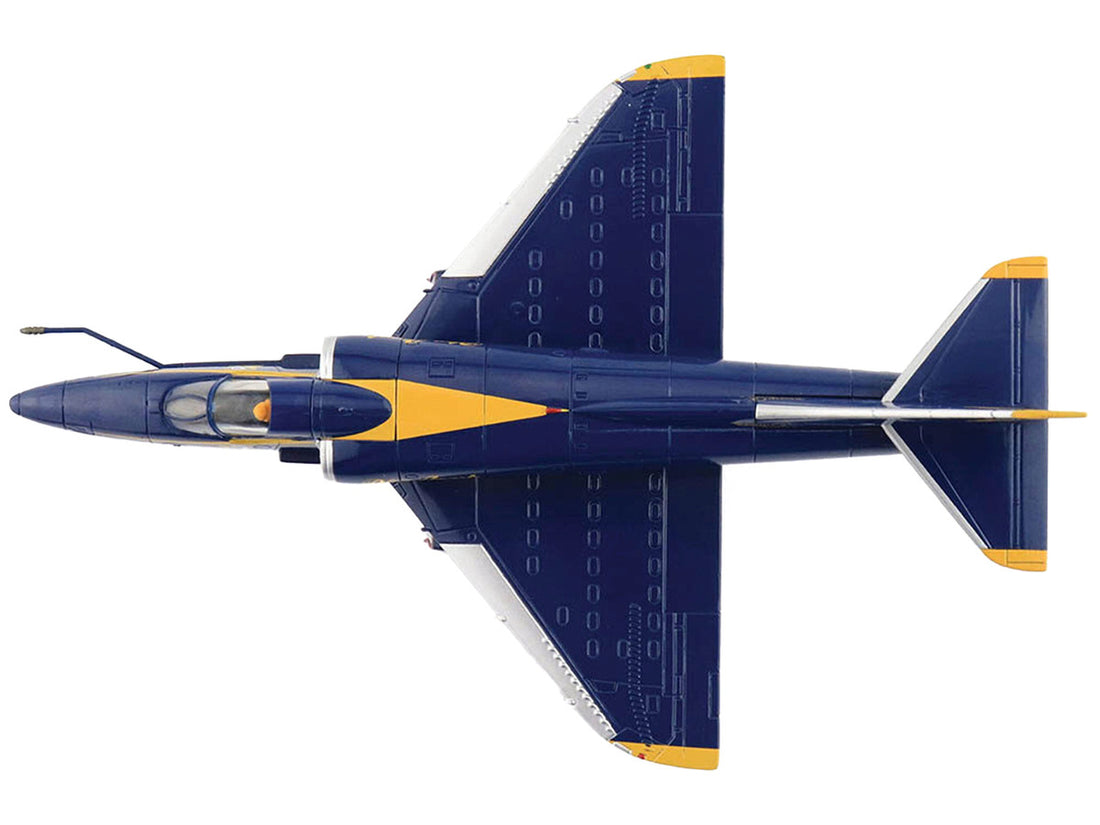 Douglas A-4F Skyhawk Aircraft "Blue Angels Tokushima Airbase Dr. Nakanishi #8" (2008) United States Navy "Air Power Series" 1/72 Diecast Model by Hobby Master-3