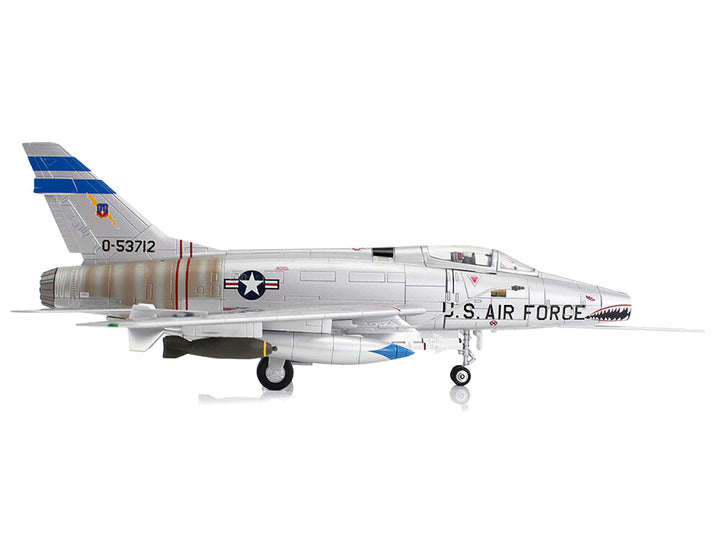 North American F-100D Super Sabre Fighter Aircraft "307th Tactical Fighter Squadron (TFS) Bien Hoa Air Base" (1965) United States Air Force "Air Power Series" 1/72 Diecast Model by Hobby Master-1