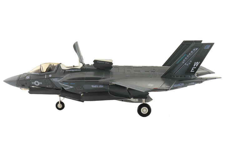 Lockheed F-35B Lightning II Aircraft "VMFA-214 Black Sheep Marine Corps Air Station Yuma" (2023) United States Marine Corps "Air Power Series" 1/72 Diecast Model by Hobby Master-0