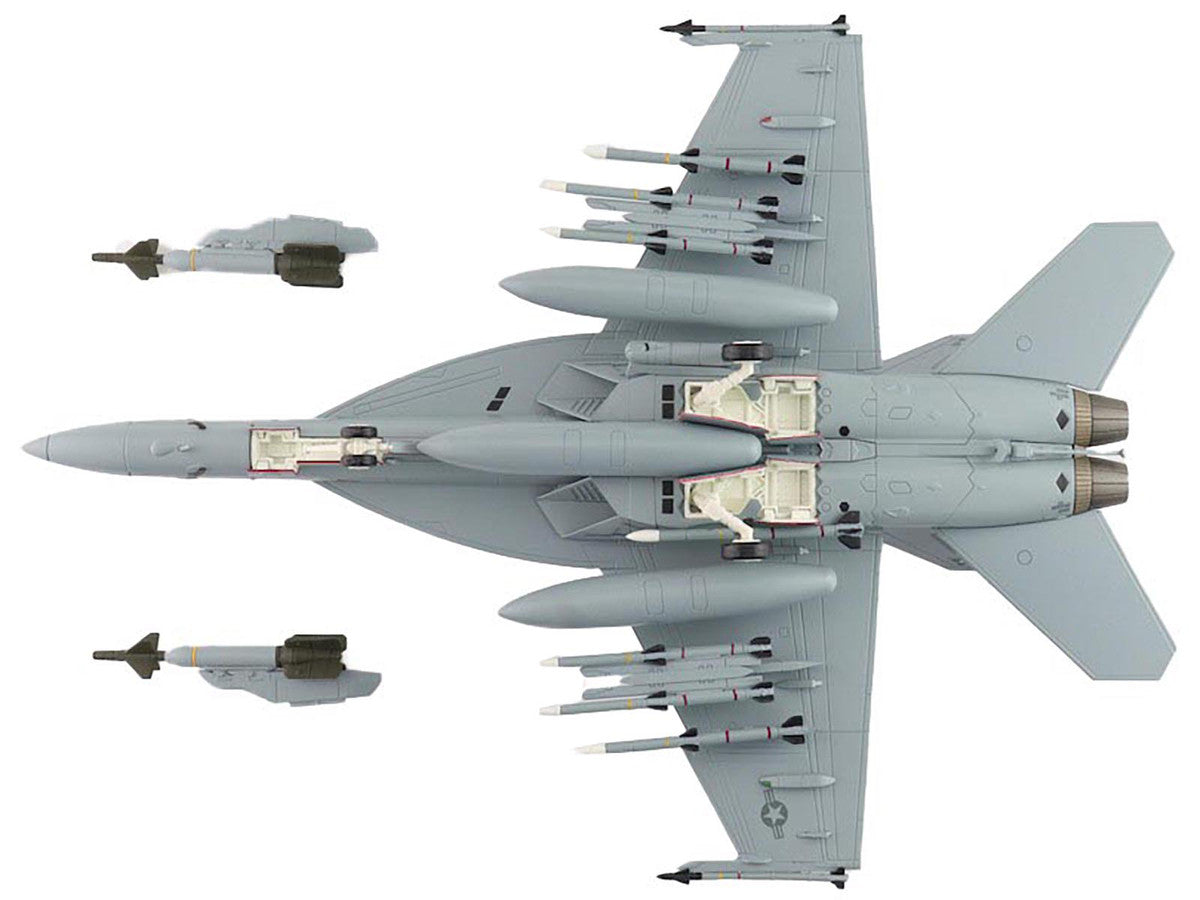 Boeing F/A-18E Super Hornet Fighter Aircraft "Dagger" United States Navy "Air Power Series" 1/72 Diecast Model by Hobby Master-3