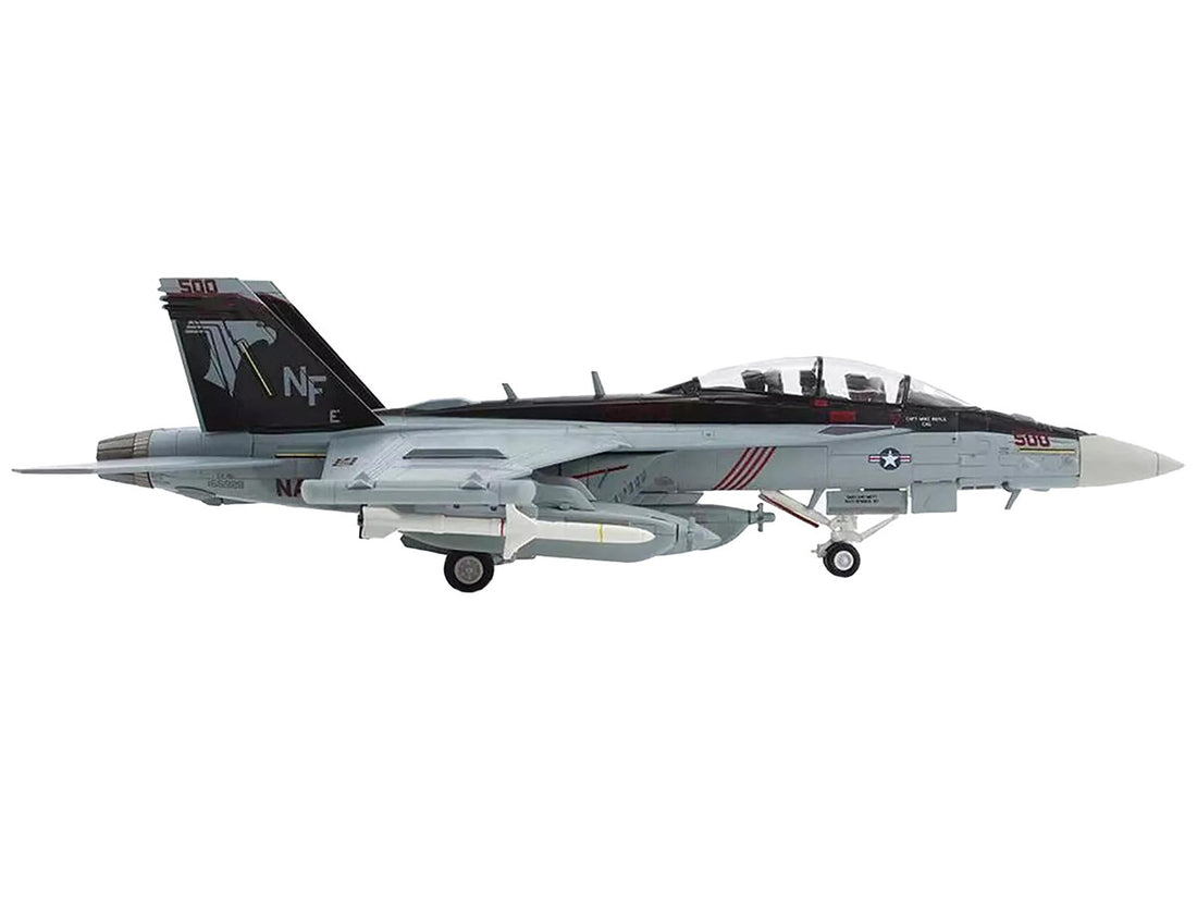 Boeing EA-18G Growler Aircraft "VAQ-141 Shadowhawks USS George Washington" (2013) United States Navy "Air Power Series" 1/72 Diecast Model by Hobby Master-1