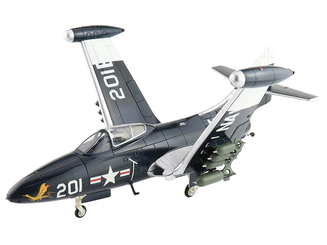 Grumman F9F-5 Panther Aircraft "VF-192 Golden Dragon USS Oriskany" United States Navy "Air Power Series" 1/48 Diecast Model by Hobby Master-1