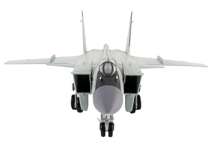 Mikoyan MIG-31K Foxhound D Interceptor Aircraft with KH-47M2 Missile (2022) "Air Power Series" 1/72 Diecast Model by Hobby Master-1