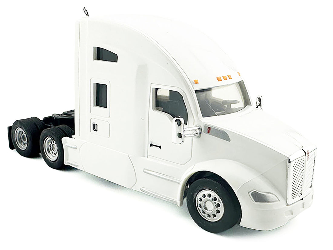 Kenworth T680 Sleeper Cab White 1/87 (HO) Plastic Model Car by HO Logistics-1