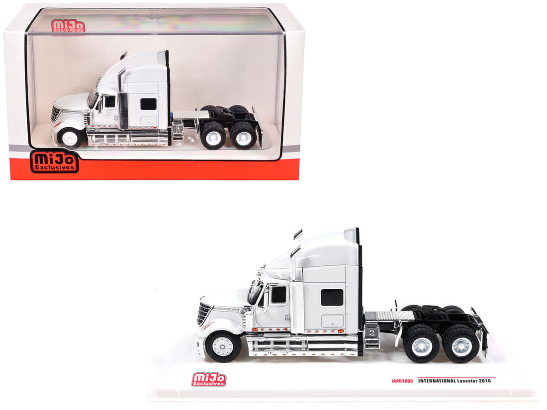 International Lonestar 2010 Truck Tractor White 1/64 Diecast Model by IXO Models