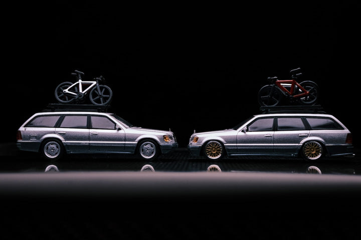 Mercedes-Benz Wagon Version S124 SILVER / BLUE 1:64 by Mortal Twin View