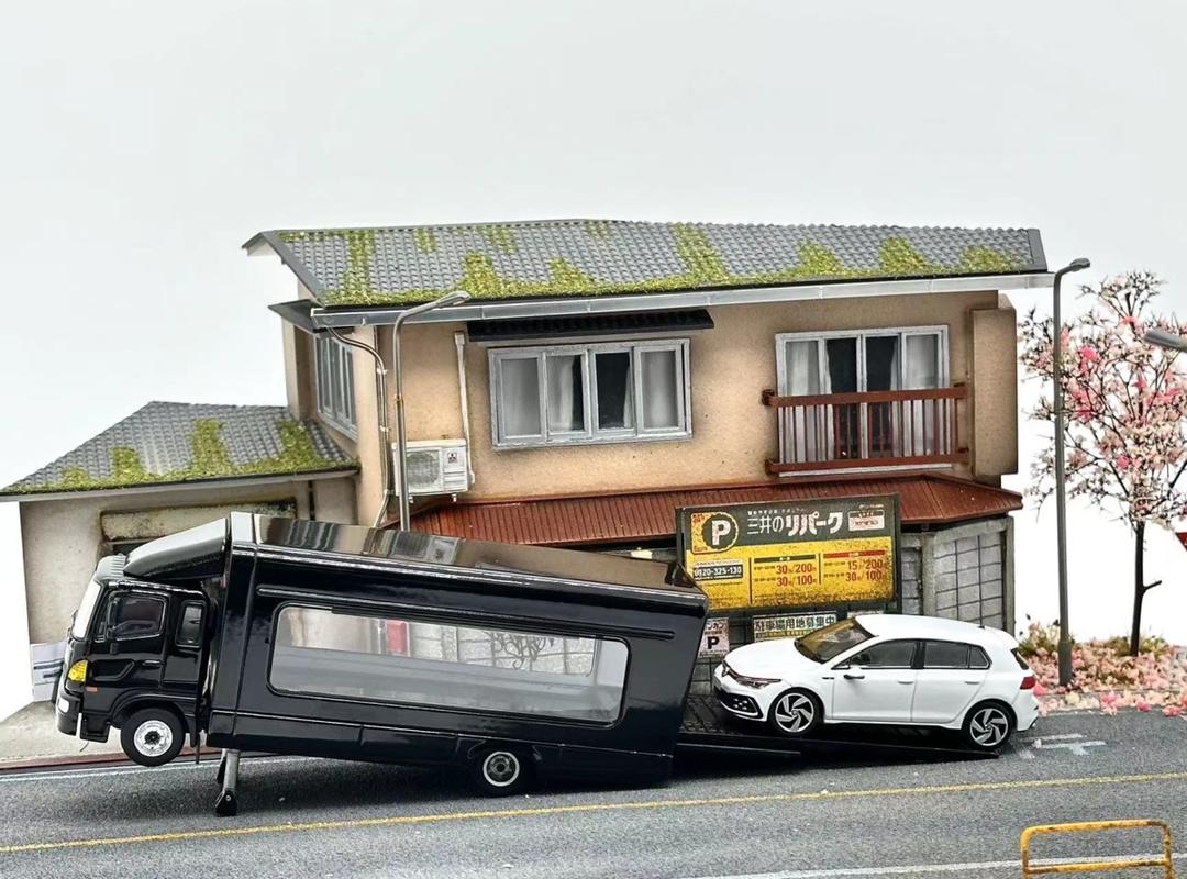 Hino 500 HINO Ranger 5th Generation Outriggers BLACK 1:64 by Unique Model  2