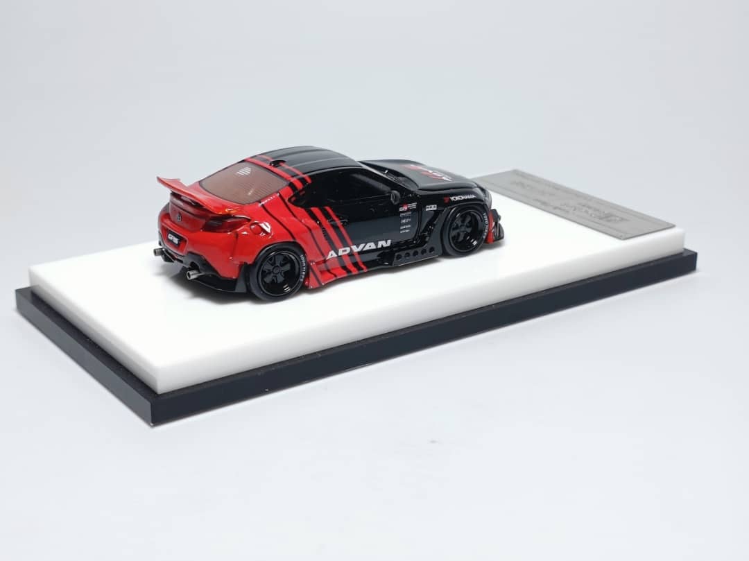 Toyota GR86 Rocket Bunny Resin Model FUJIWARA / SPOON / ADVAN 1:64 by Scale Mini Advan Angled Rear