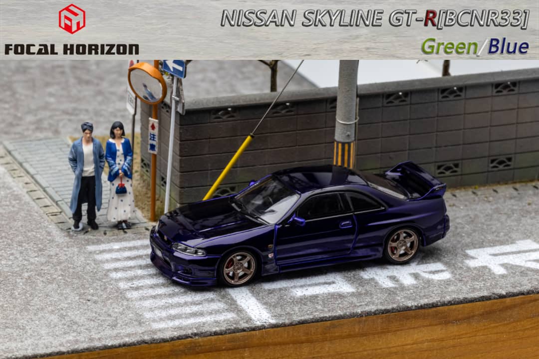 Nissan Skyline R33 GT-R 4TH Gen 400R GREEN / BLUE 1:64 by Focal Horizon Blue Scene